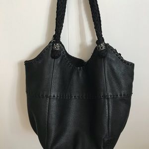 Hobo style purse by the Sak
